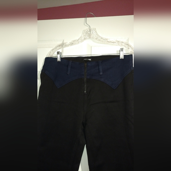 Fashion Nova Two-Toned Jeggings - Picture 2 of 7